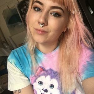 Meet your Posher, Ariana